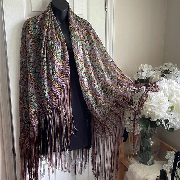 Stunning Piano Shawl!!! Wow. How will you use it? βΊοΈ - Picture 5 of 16